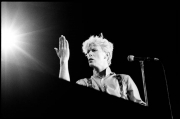 fl1504_fr05a_David_Bowie